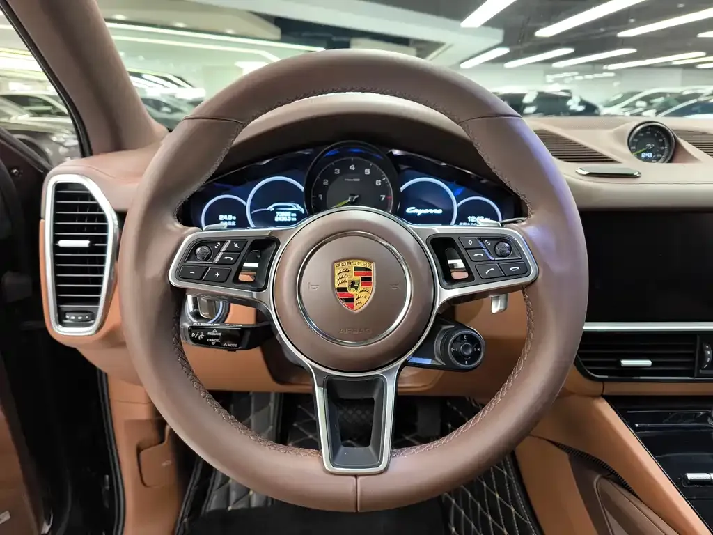Porsche Cayenne Hybrid — фото 4