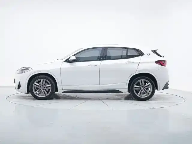 BMW X2 — фото 9
