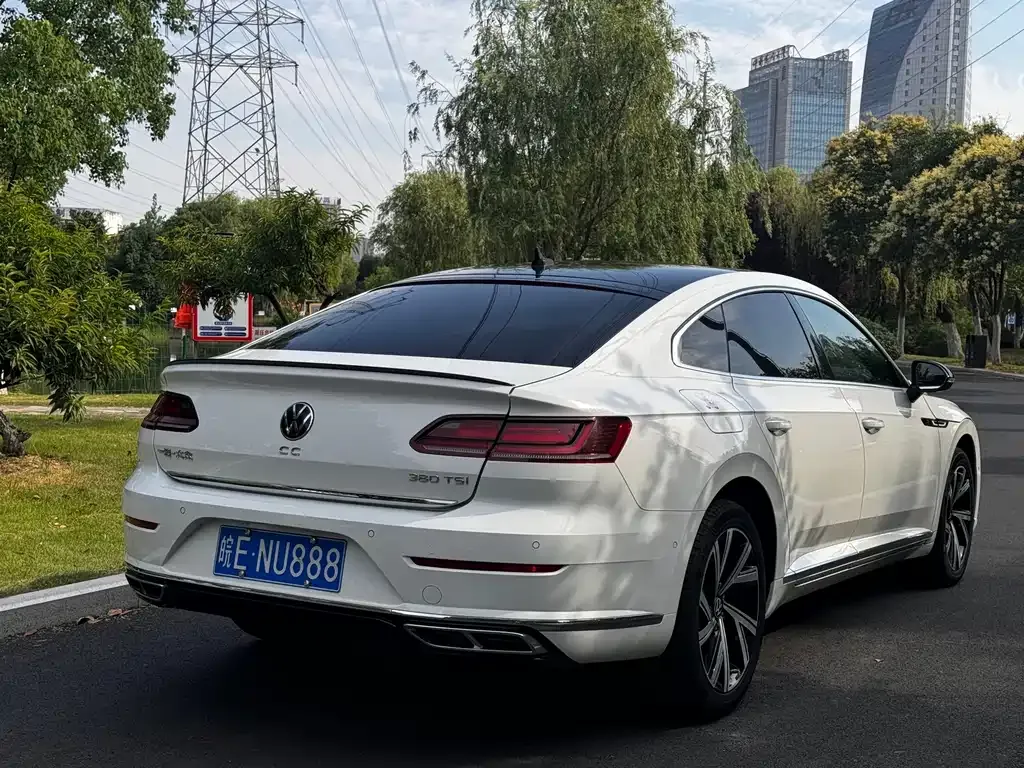 Volkswagen CC — фото 4