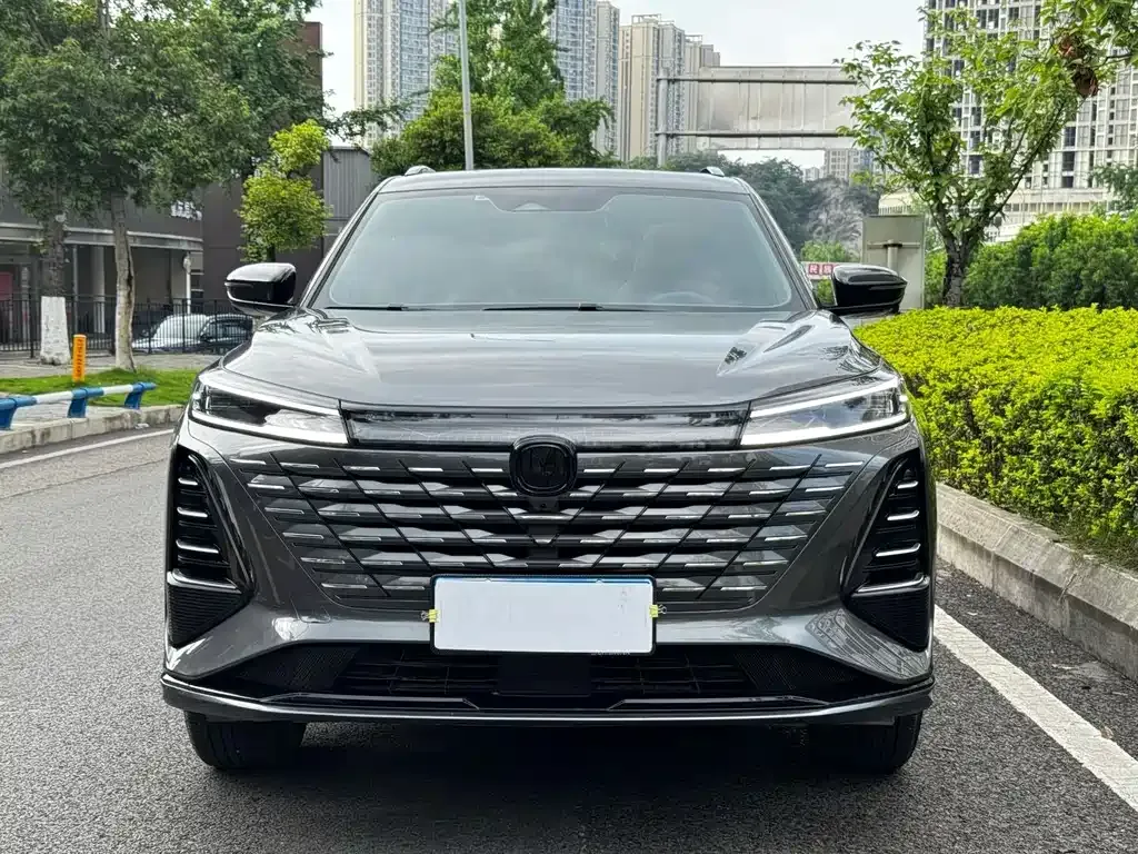 Changan CS75PLUS — фото 4