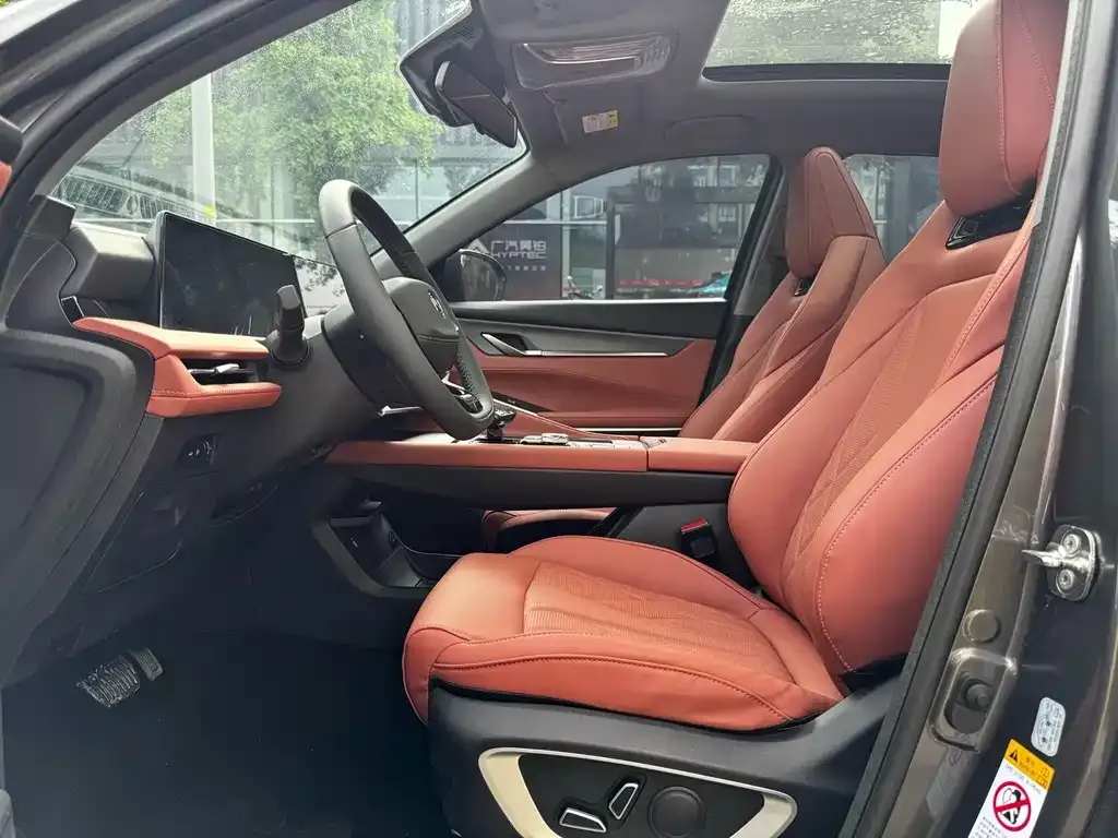 Changan CS75PLUS — фото 10