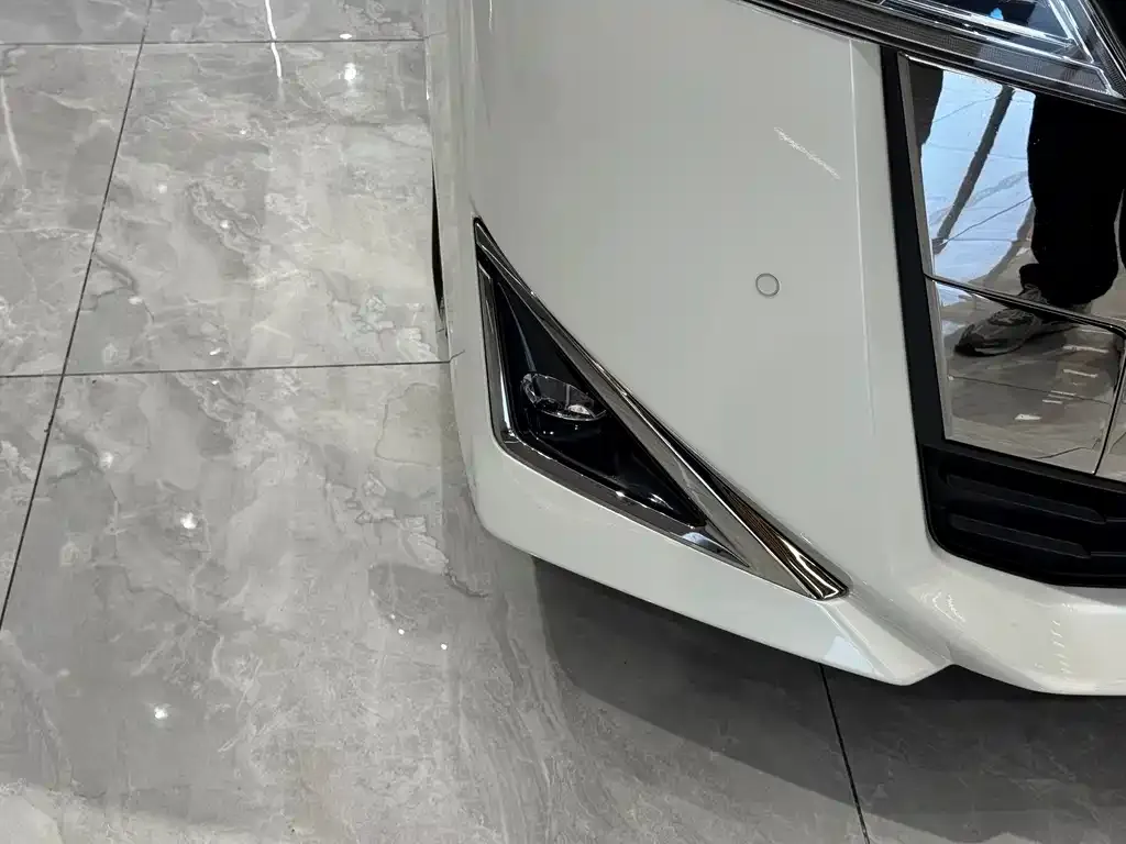 Toyota Vellfire — фото 2