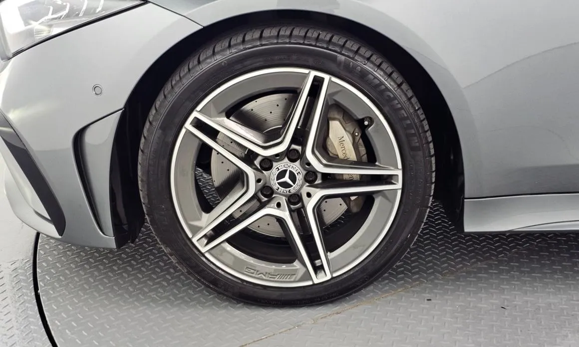 Mercedes-Benz CLS-Class — фото 10
