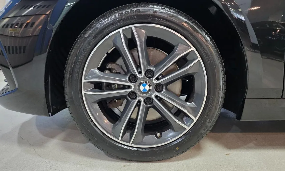 BMW 1-Series — фото 10