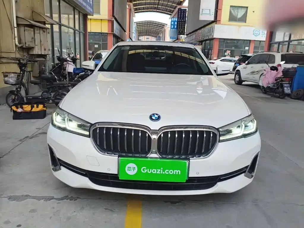 BMW 5 Series New Energy — фото 5