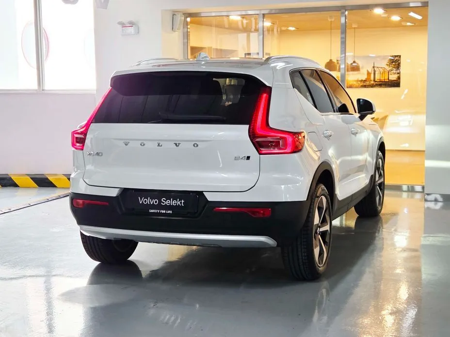 Volvo XC40 — фото 3