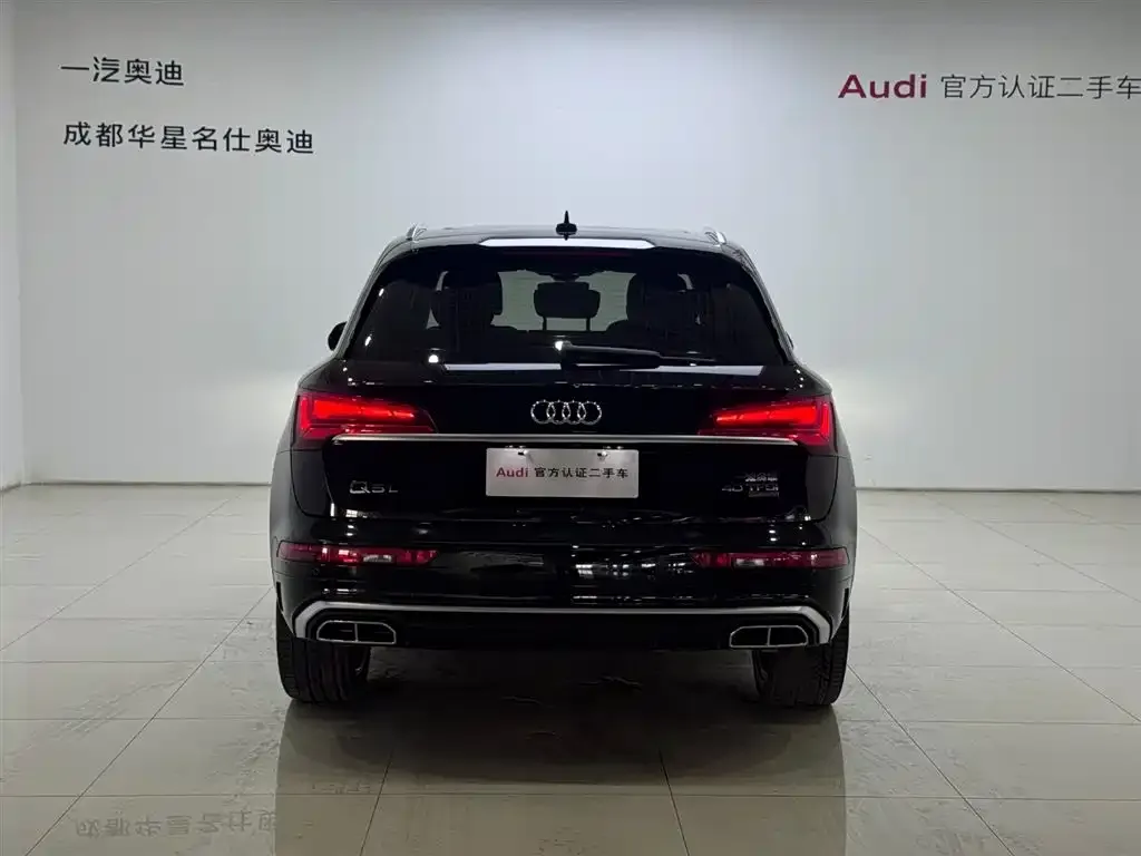 Audi Q5L — фото 2