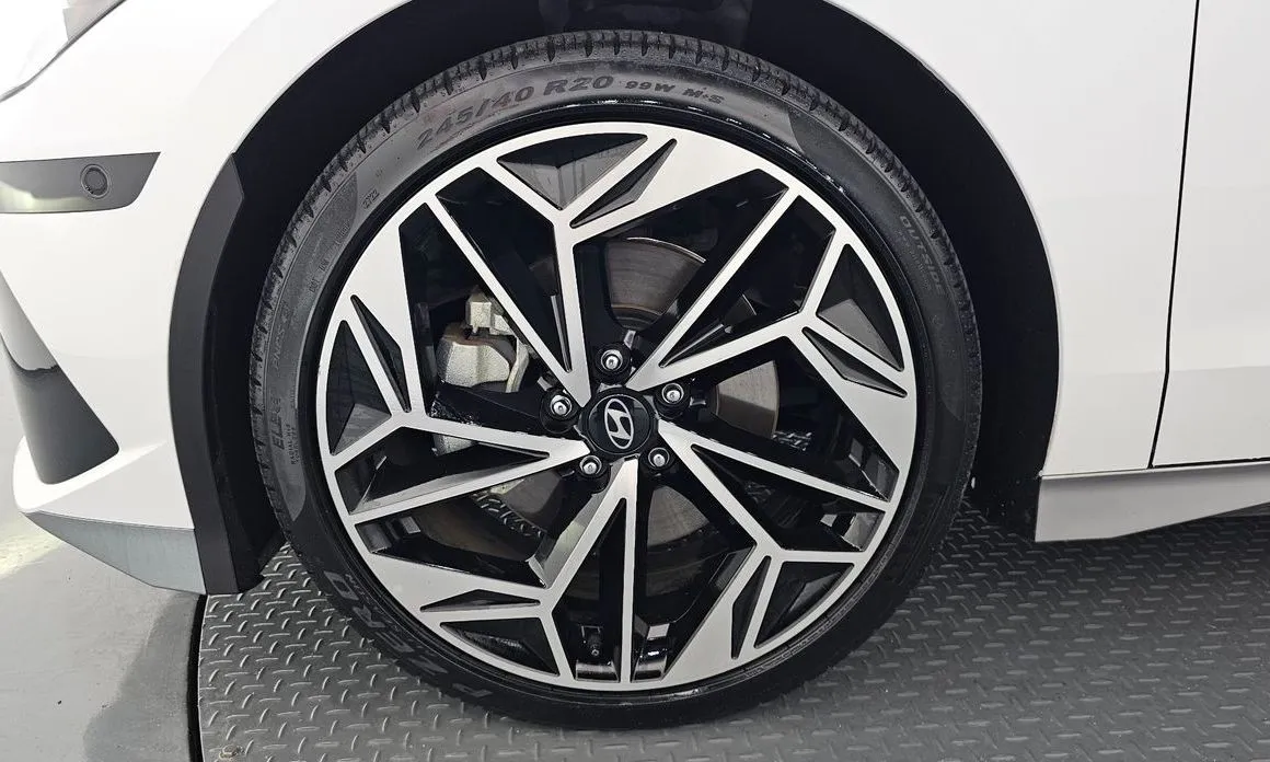 Hyundai Ioniq6 — фото 9