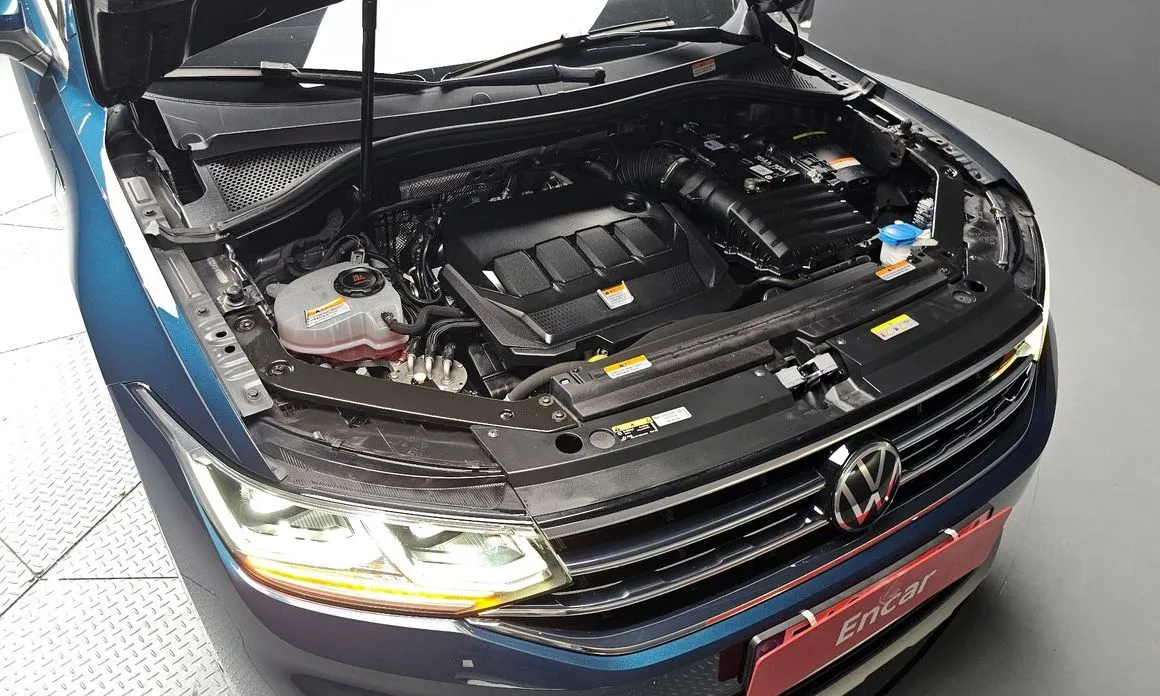 Volkswagen Tiguan — фото 4