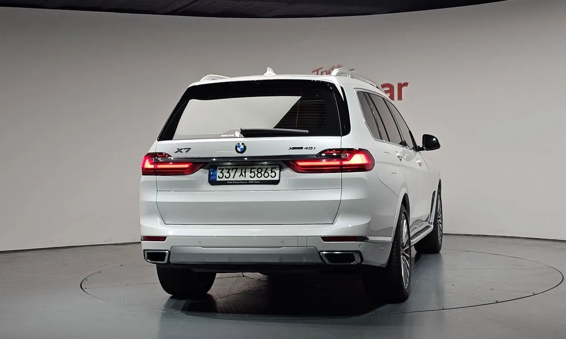 BMW X7 — фото 2