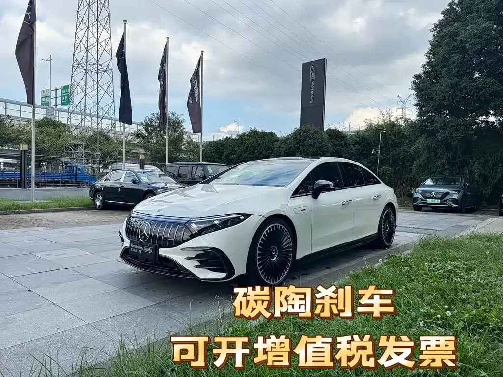 Mercedes-Benz EQS AMG — фото 1