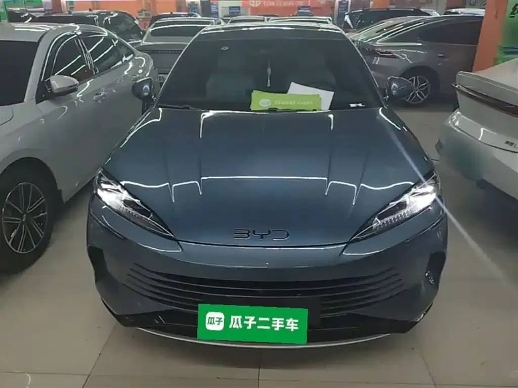 BYD Seal — фото 5