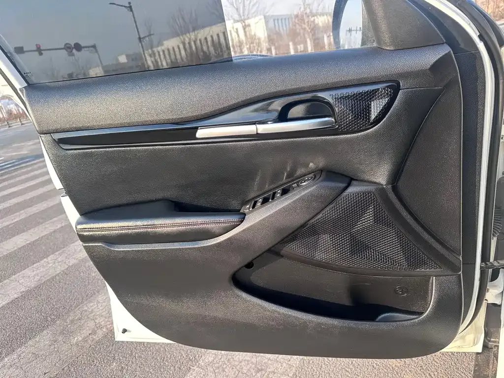 Kia KX3 — фото 10