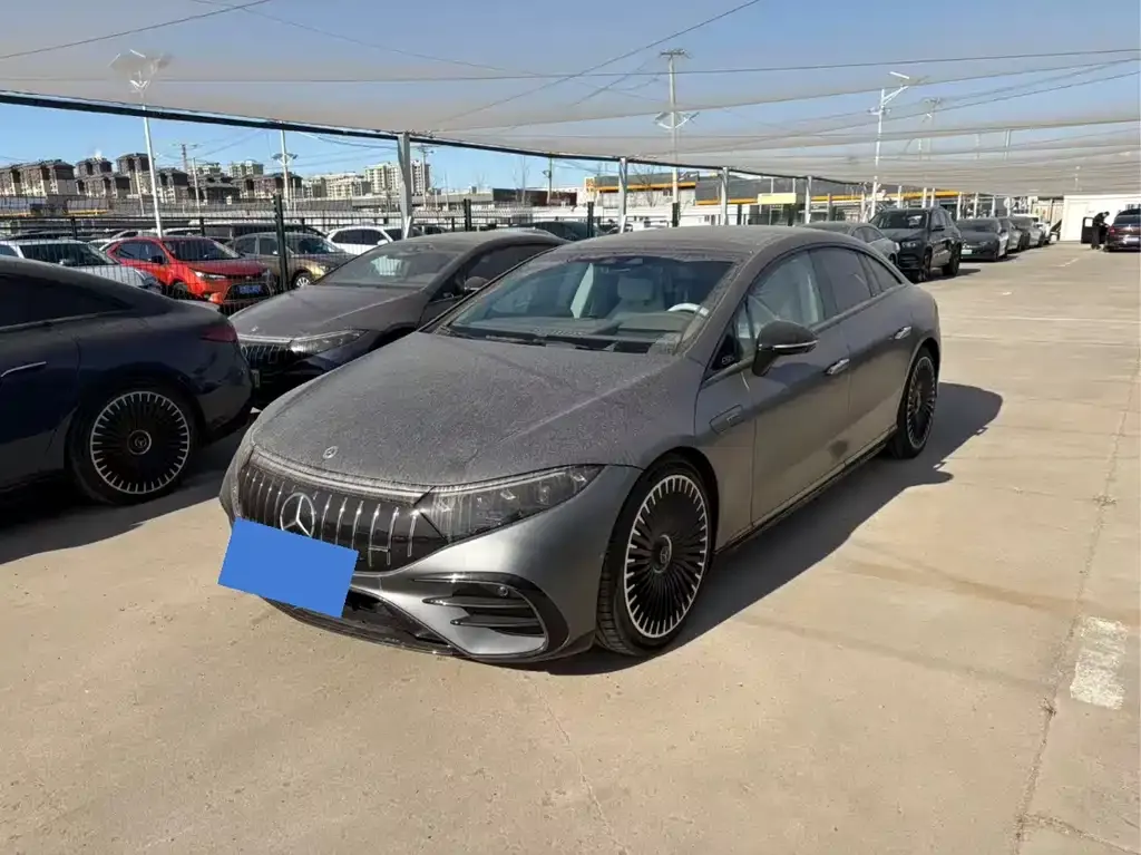 Mercedes-Benz EQS AMG — фото 1