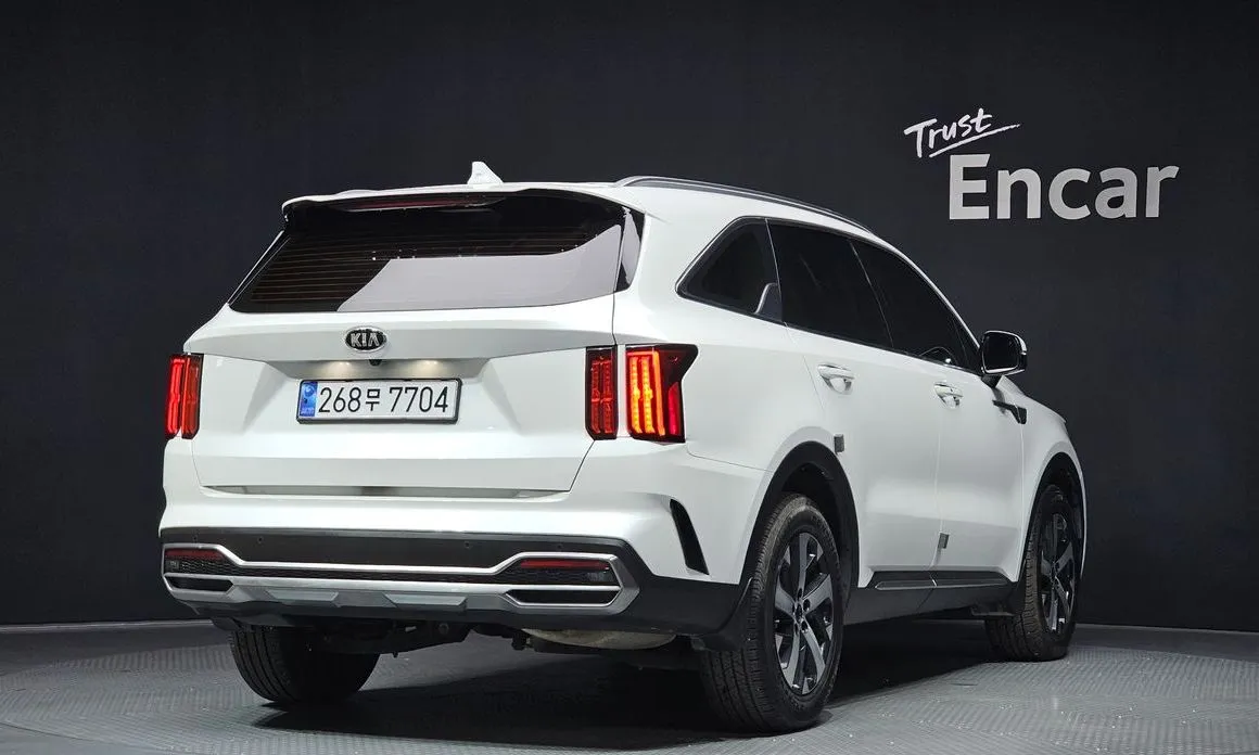 Kia Sorento — фото 3