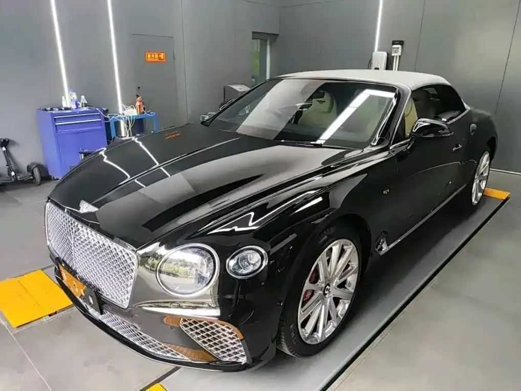 Bentley Continental — фото 1