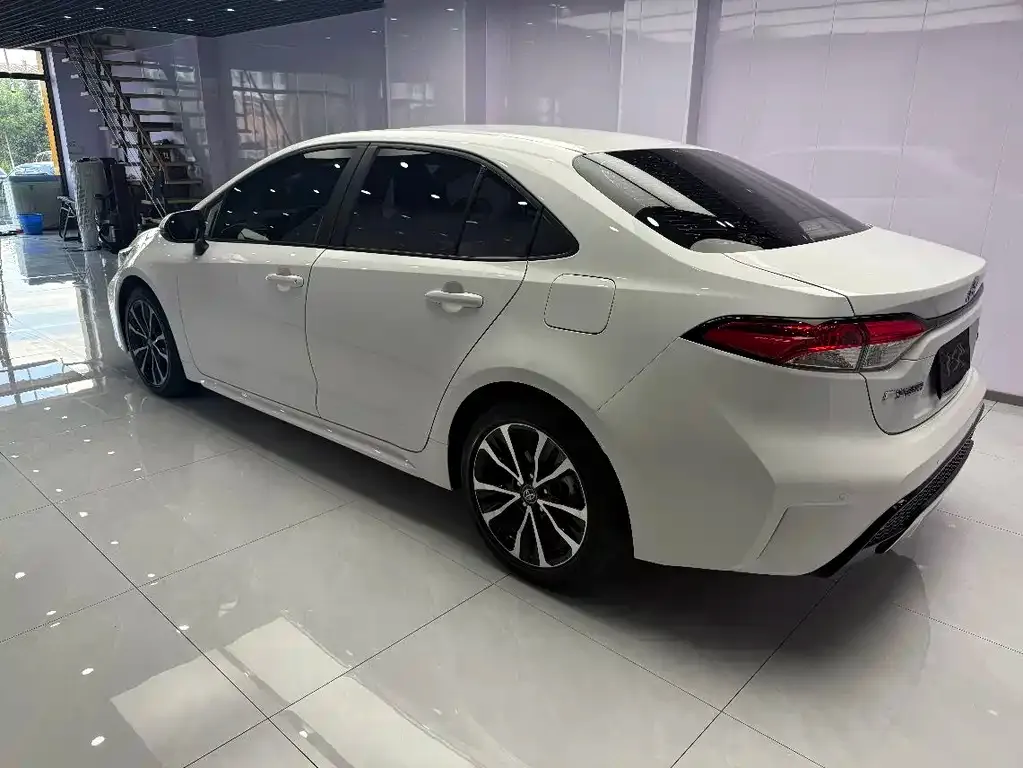 Toyota Levin — фото 10