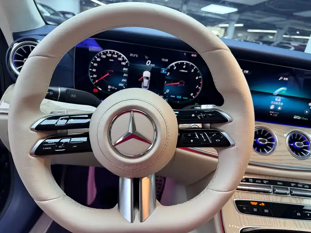 Mercedes-Benz E-Class (Import) — фото 2
