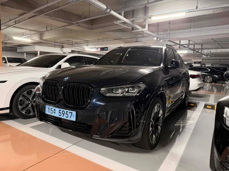 BMW iX3 — фото 3