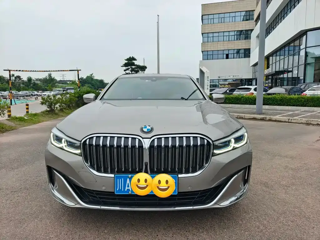 BMW 7 Series — фото 2