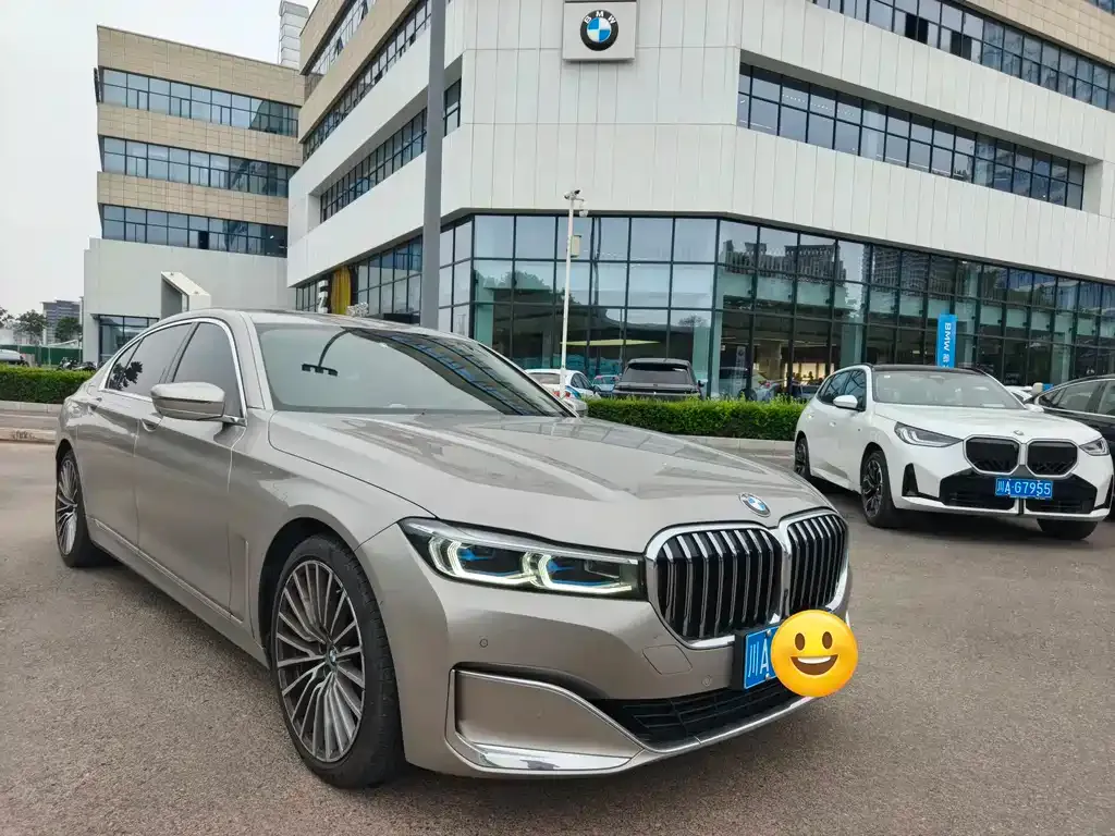 BMW 7 Series — фото 4