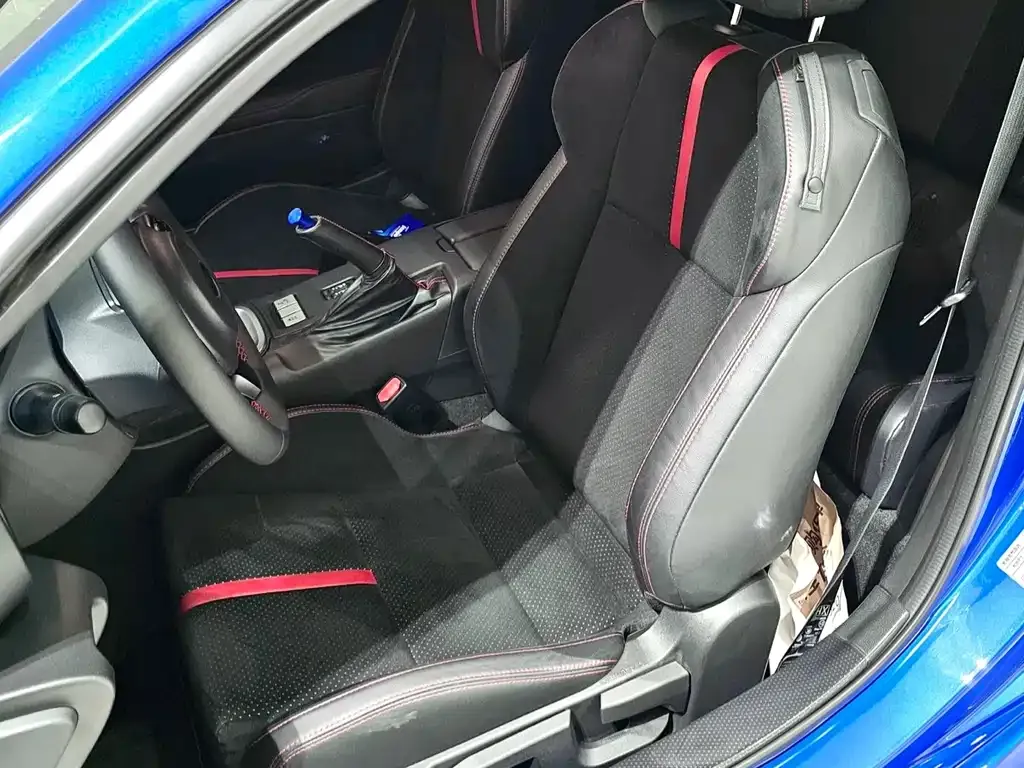 Subaru BRZ — фото 2