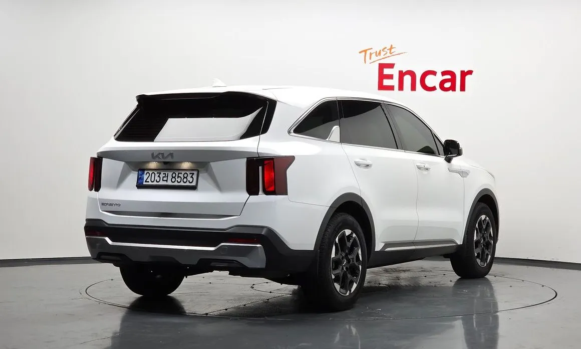 Kia Sorento — фото 6