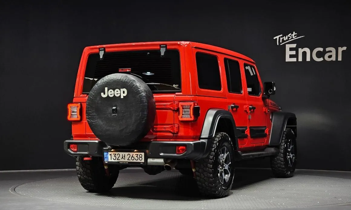 Jeep Wrangler — фото 2