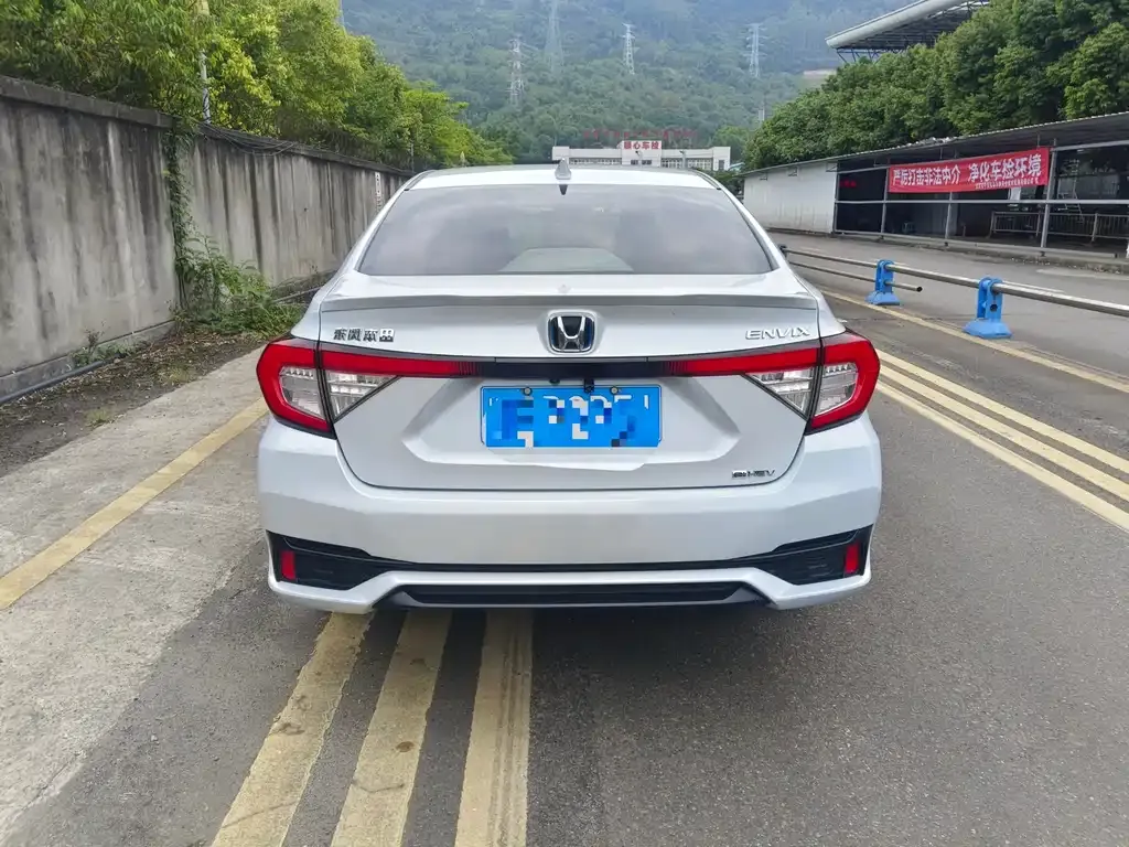 Honda Envix — фото 10
