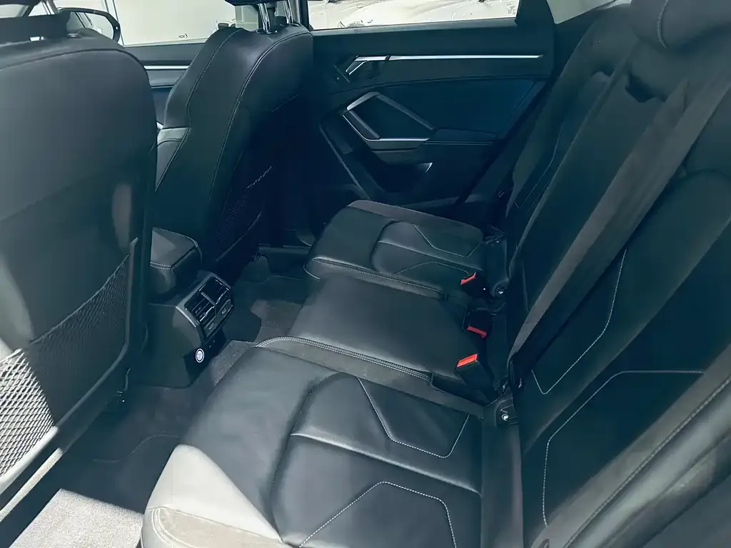 Audi Q3 Sportback — фото 9