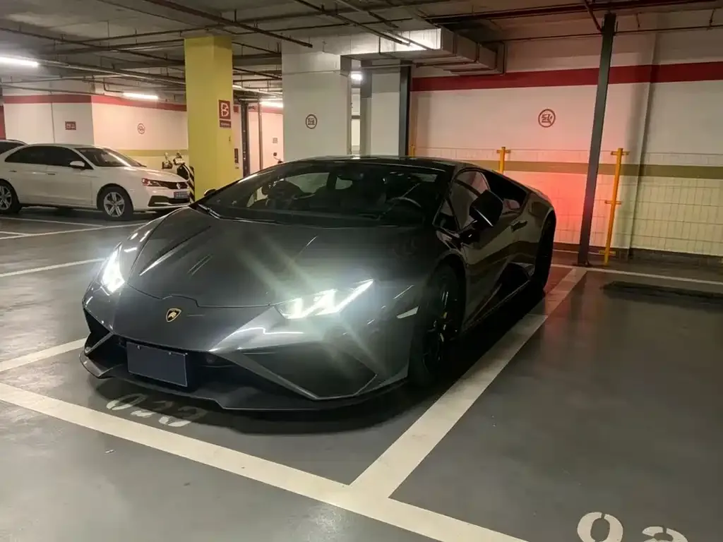 Lamborghini Huracan — фото 8