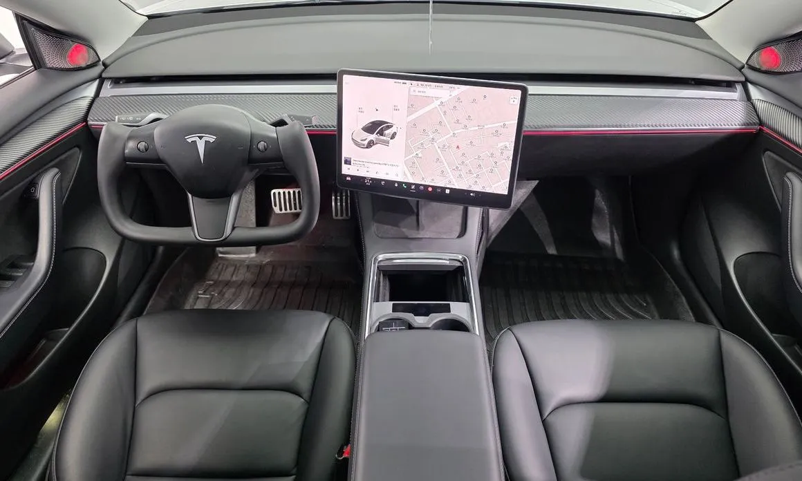 Tesla Model 3 — фото 5