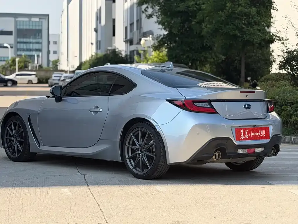 Subaru BRZ — фото 4