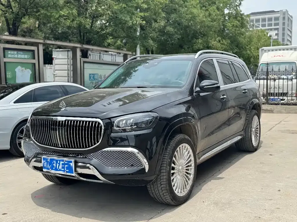 Mercedes-Benz GLS — фото 1