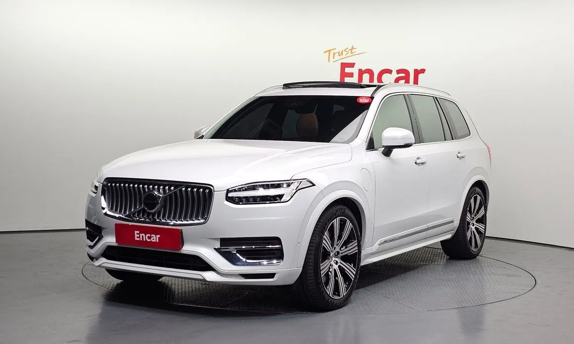 Volvo XC90 — фото 1