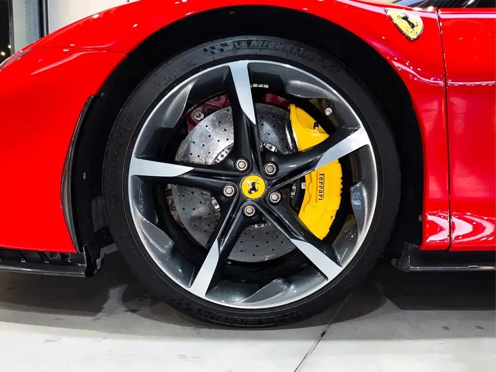 Ferrari SF90 — фото 7