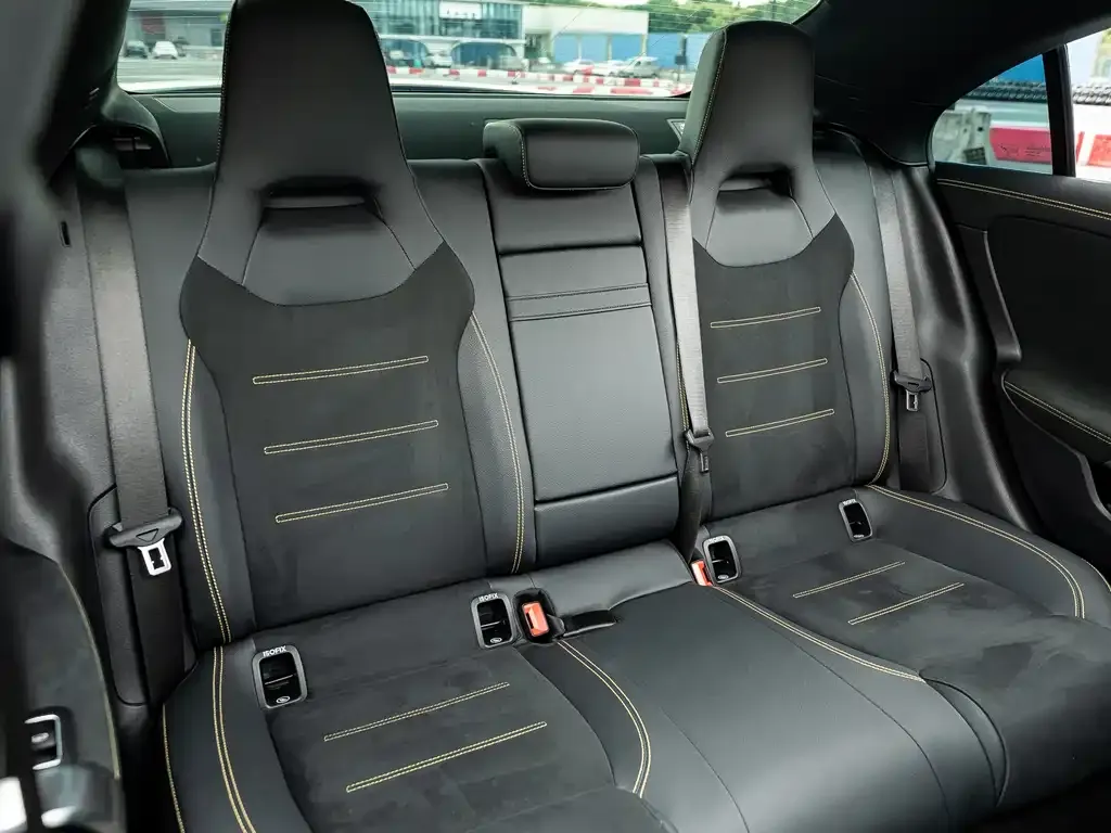 Mercedes-Benz CLA AMG — фото 4