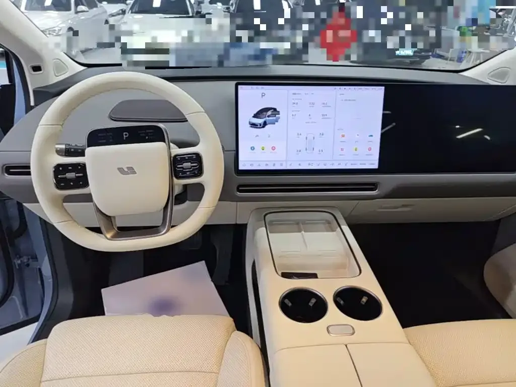 Li Auto i8 — фото 10