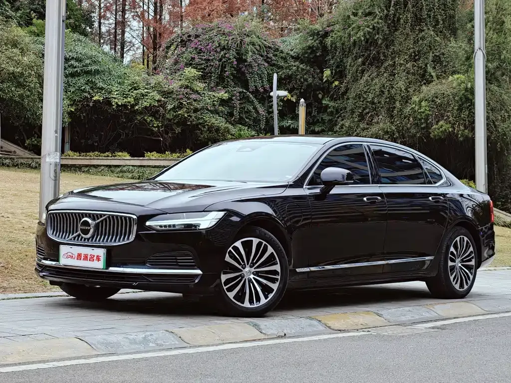 Volvo S90 PHEV — фото 1