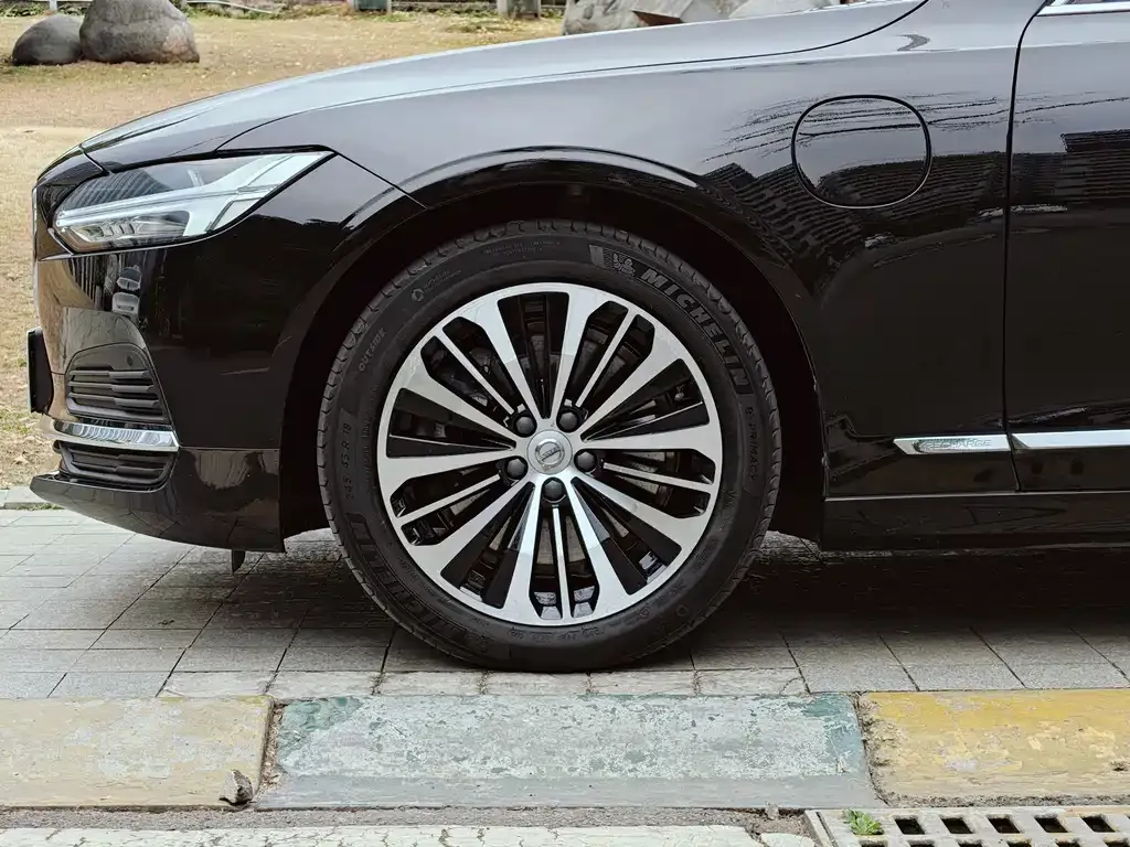 Volvo S90 PHEV — фото 4