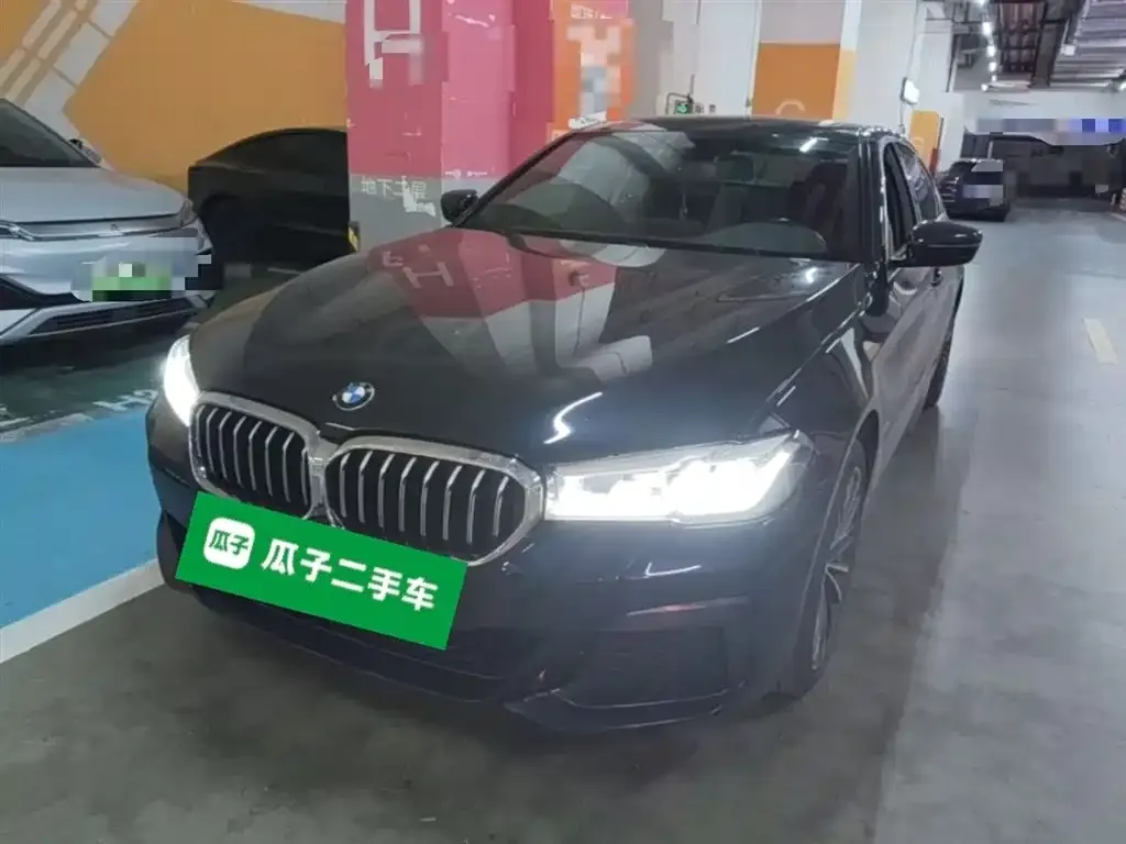 BMW 5 Series — фото 1