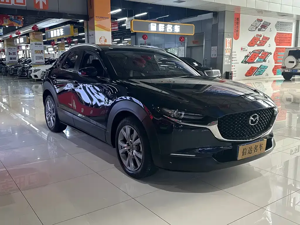 Mazda CX-30 — фото 10