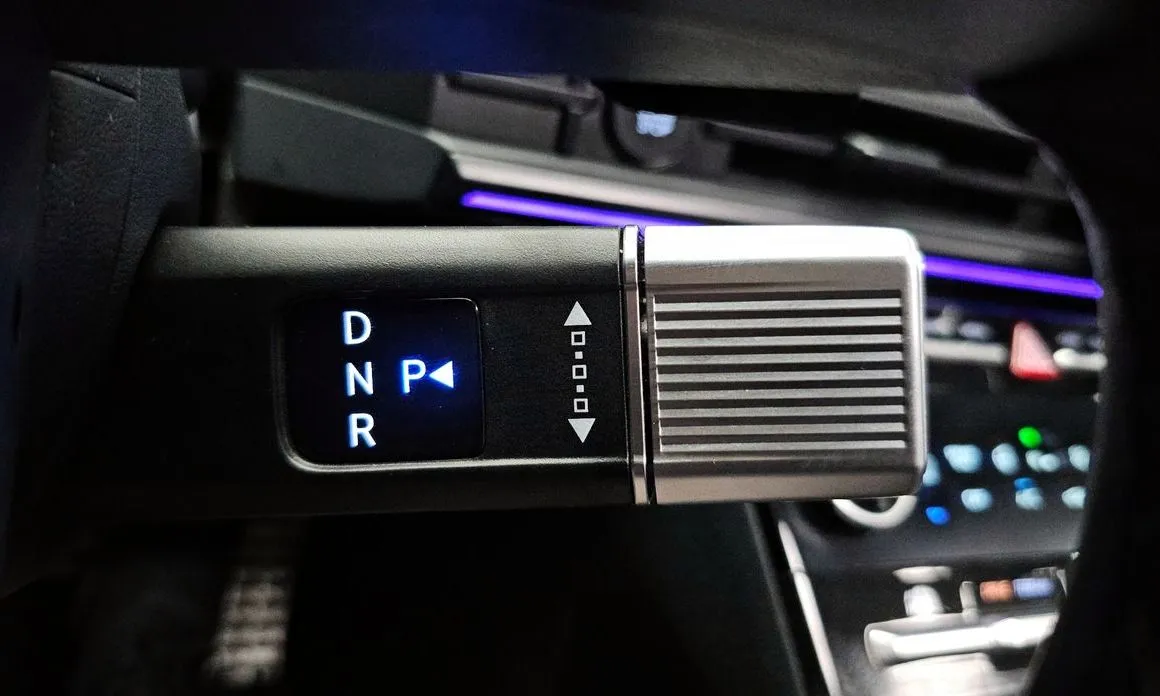 Hyundai Santafe — фото 4