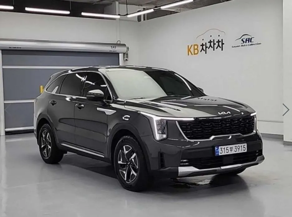 Kia Sorento — фото 1