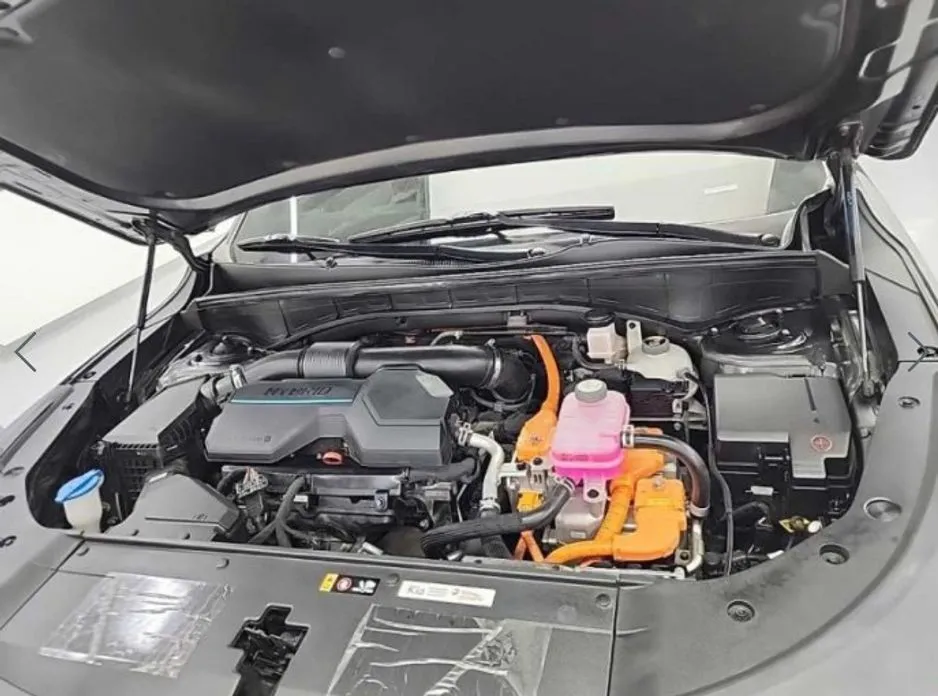 Kia Sorento — фото 7