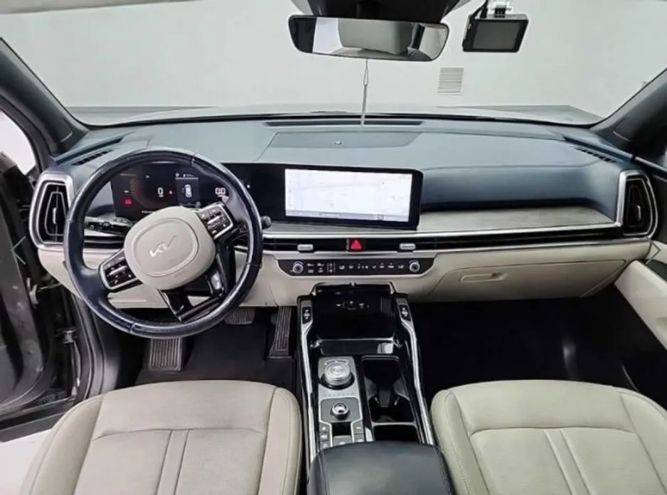 Kia Sorento — фото 8