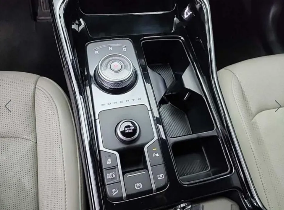 Kia Sorento — фото 4