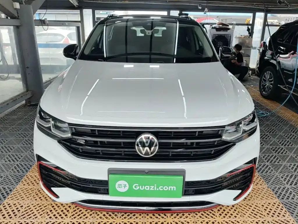 Volkswagen Tiguan X — фото 4