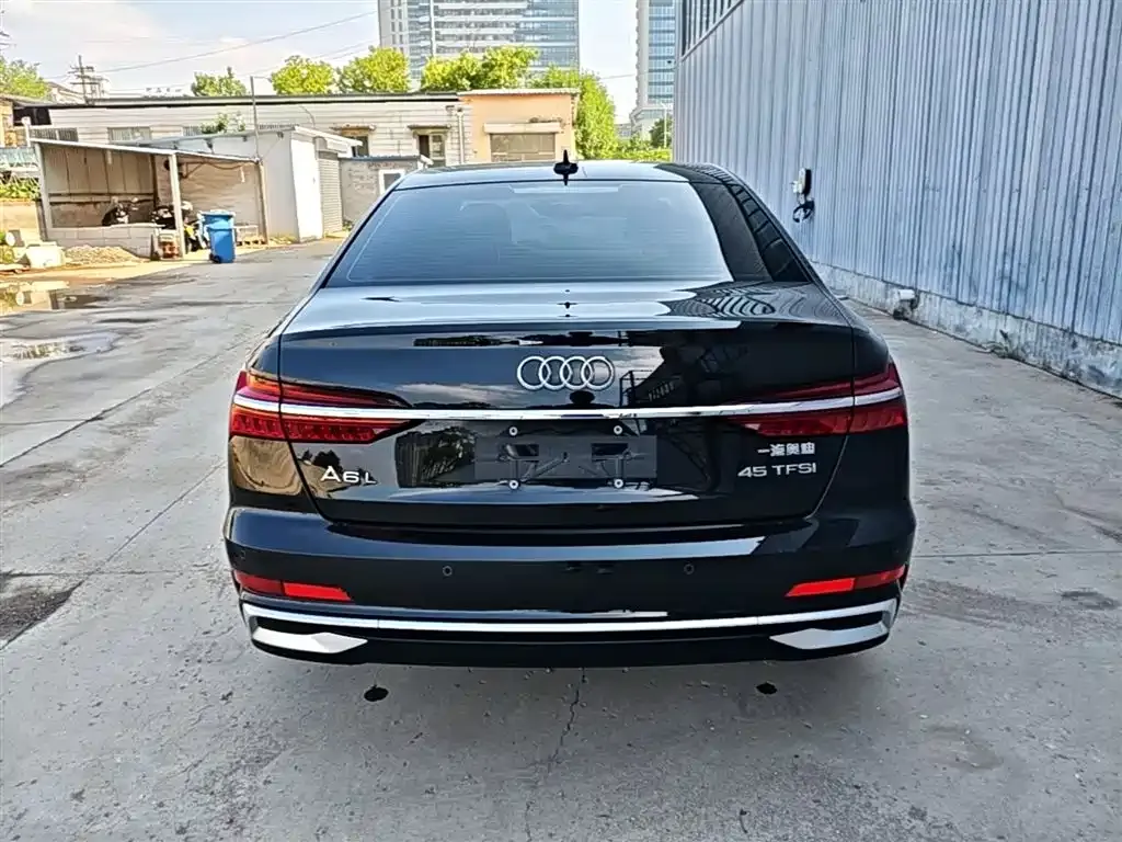 Audi A6L — фото 3