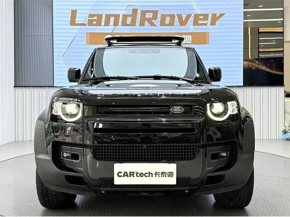 Land Rover Defender — фото 1
